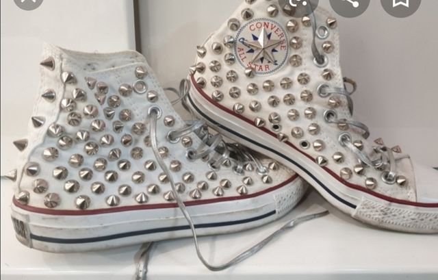 Rosa Hacer Vacunar Zapatillas tipo converse tachuelas de segunda mano por 19 € en Málaga en WALLAPOP Rosa Hacer Vacunar Zapatillas tipo converse tachuelas de segunda mano por 19 € en Málaga en WALLAPOP
