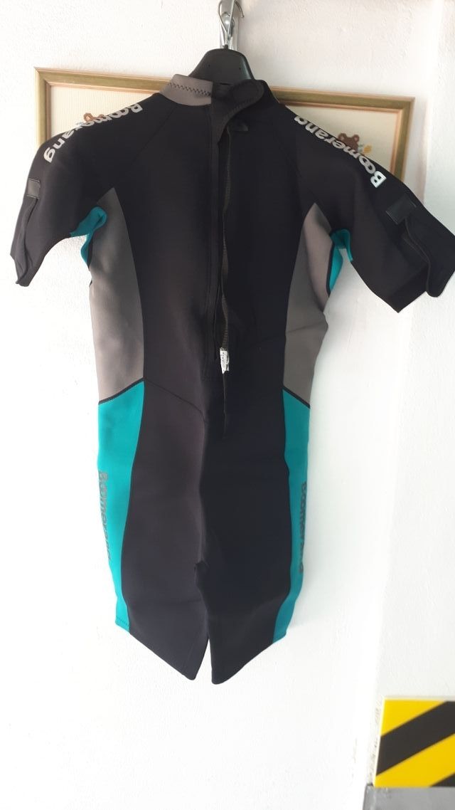 Neopreno Corto  Boomerang
