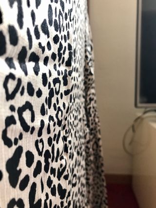 Blusa animal print Zara NUEVA de segunda mano por 2,5 EUR en Villacadima en  WALLAPOP