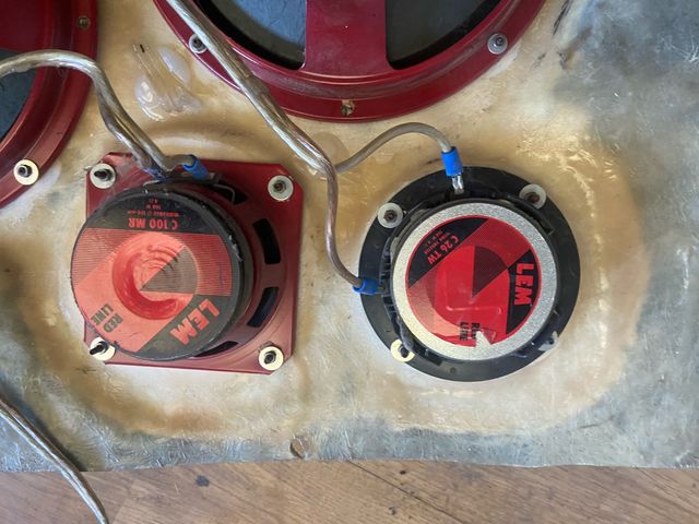 Se vende bandeja de audio para corvette del 72