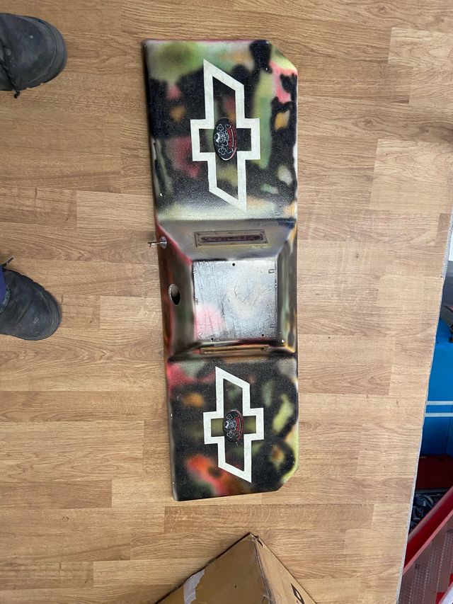 Se vende bandeja de audio para corvette del 72