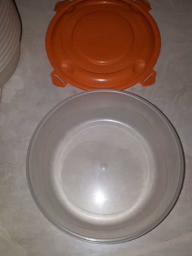 RECIPIENTES DEPLASTICOS VARIOS COLORES