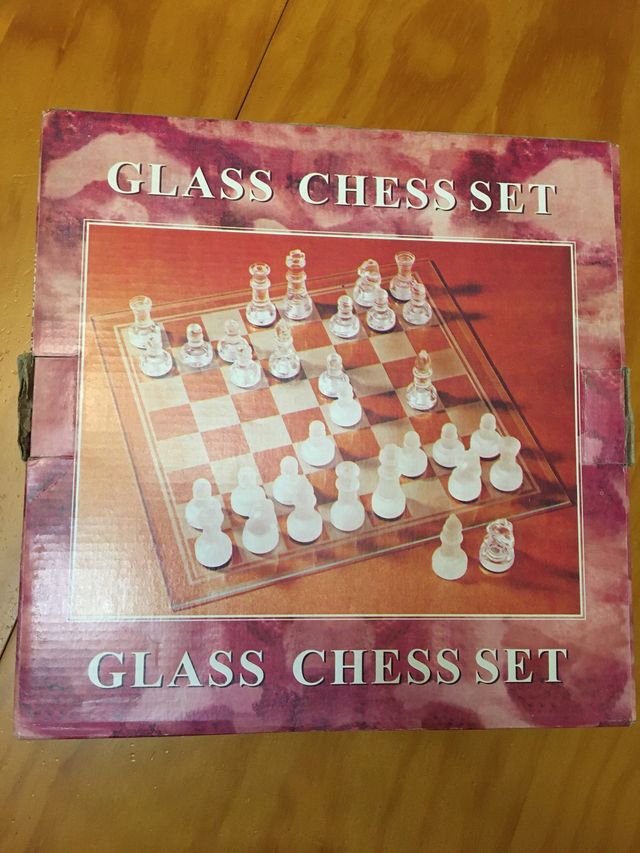 Ajedrez de cristal (25x25cm)