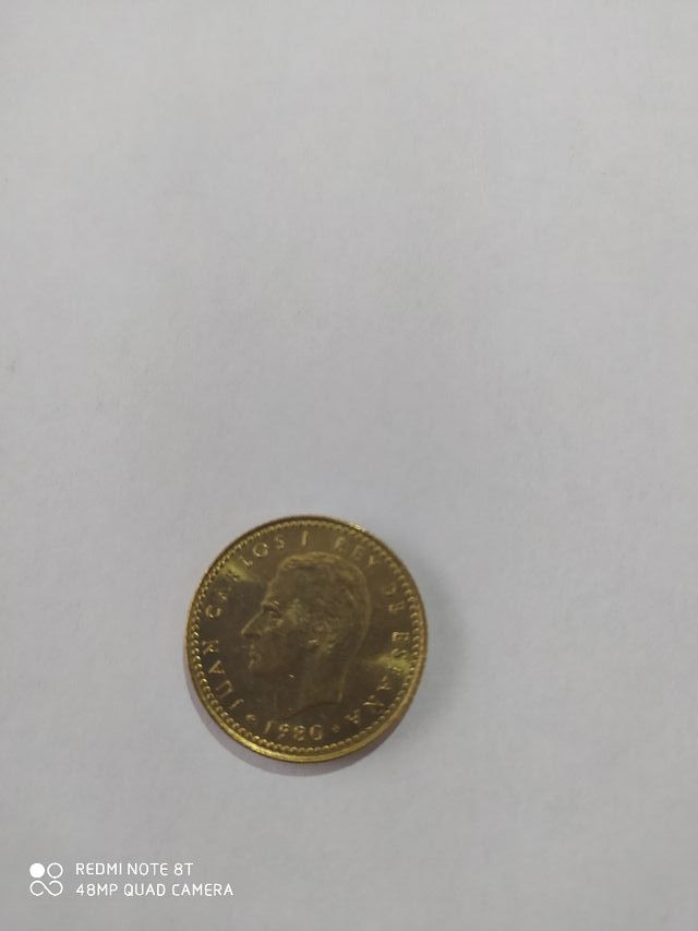 se venden pesetas del 82