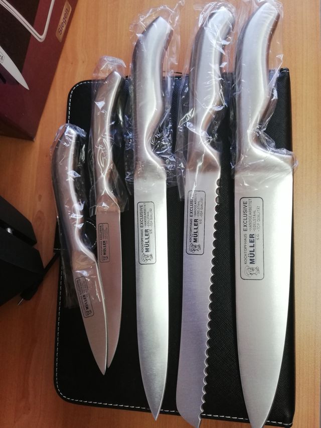 Juego Cuchillos Cocina. A estrenar. de segunda mano por 39 € en