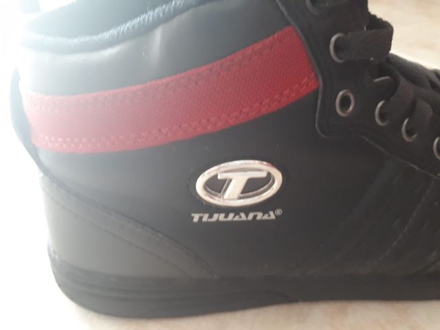 Zapatillas abotinadas chico