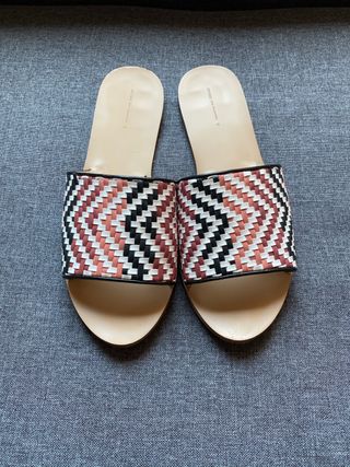 Sandalias mujer trenzadas (t.41) OYSHO de segunda mano por 10 EUR en  Barcelona en WALLAPOP