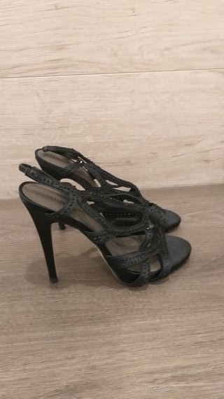 Sandalias Menbur de segunda mano por 10 EUR en Yuncos en WALLAPOP