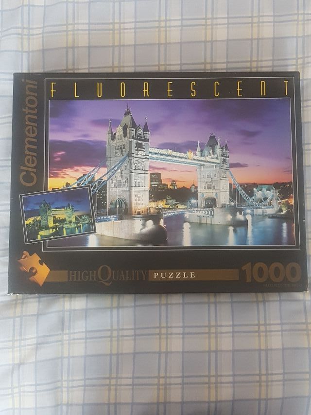 Puzzle Tower Bridge, London