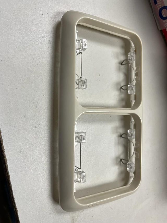 mecanismos Simon 31 y 27