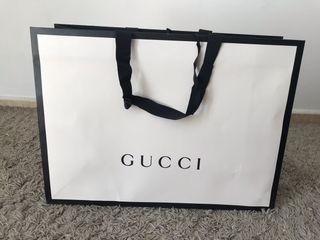 Bolsa Gucci de segunda mano por 5 EUR en Barcelona en WALLAPOP