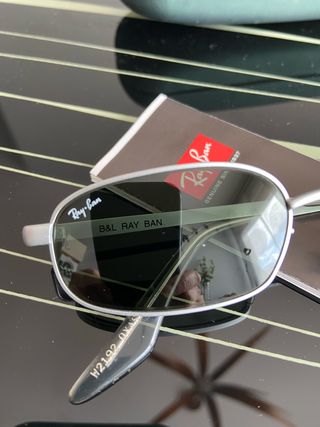 Gafas Ray Ban de segunda mano por 25 € en Alcalá de Henares Gafas Ray Ban de segunda mano por 25 € en Alcalá de Henares