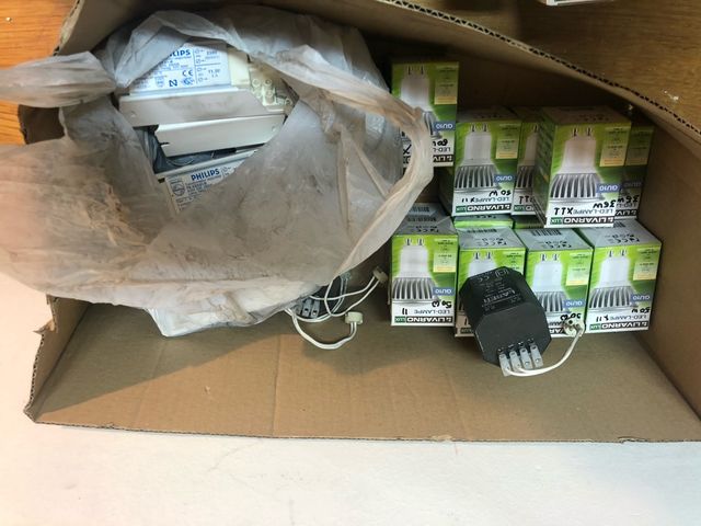 Bombillas alójelas+transformador y comverdor