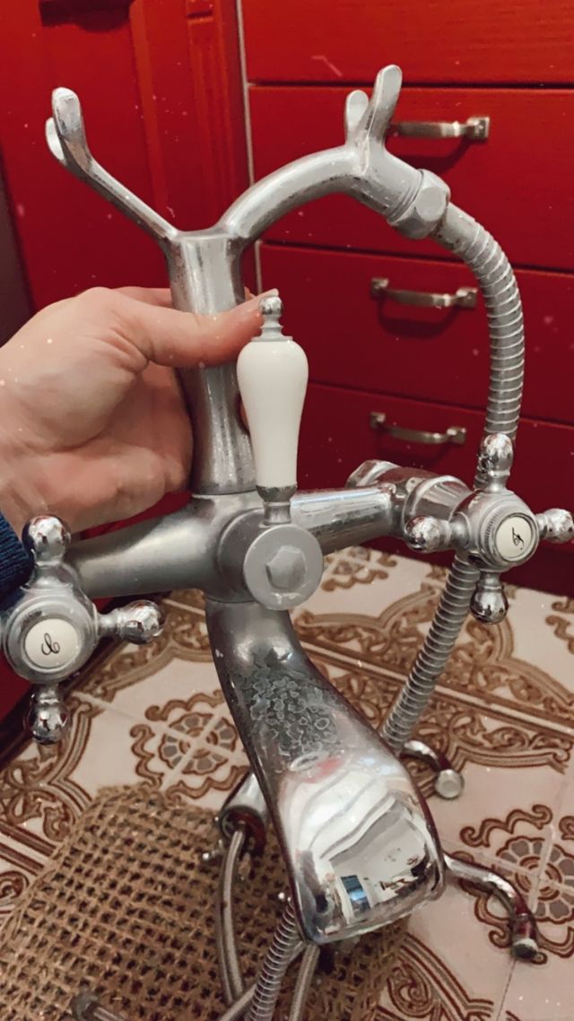 Grifos antiguos de baño de segunda mano por 150 € en Puerto de Sagunto