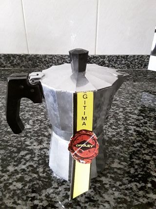 Cafetera italiana OROLEY. Nueva!!! de segunda mano por 12 EUR en Lourenzá  en WALLAPOP