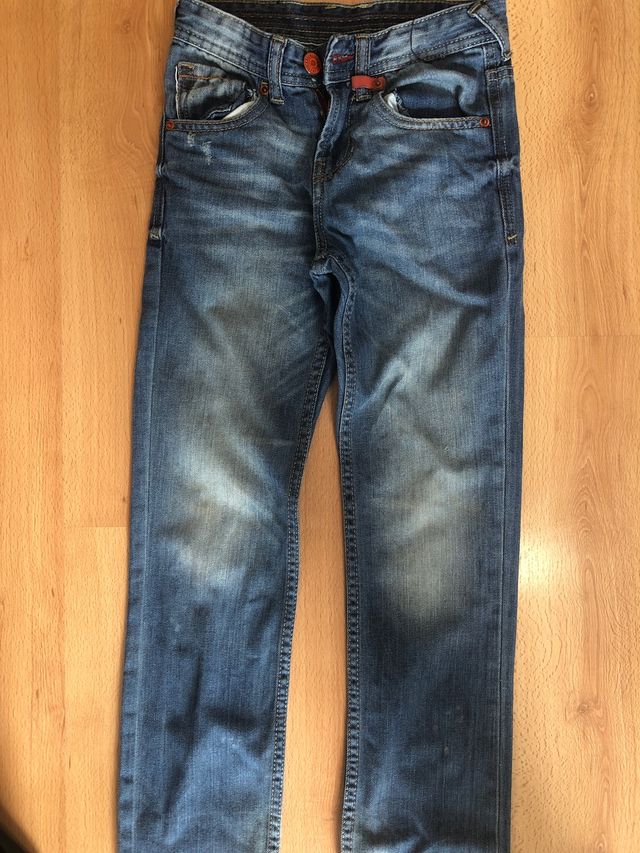 Pack de 2 vaqueros niño talla 7/8 Zara