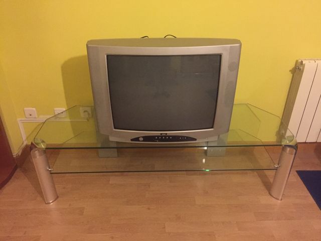 Mesa de cristal para televisión 