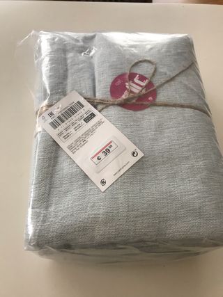 Colcha Zara de segunda mano en Majadahonda en WALLAPOP Colcha de segunda mano en Majadahonda en WALLAPOP