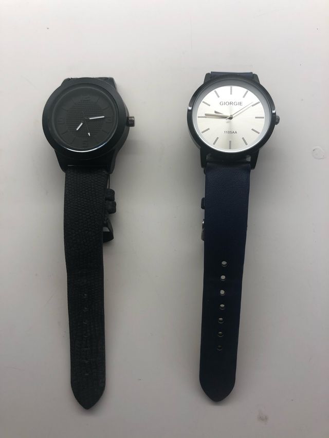 Relojes nuevos y ajustables