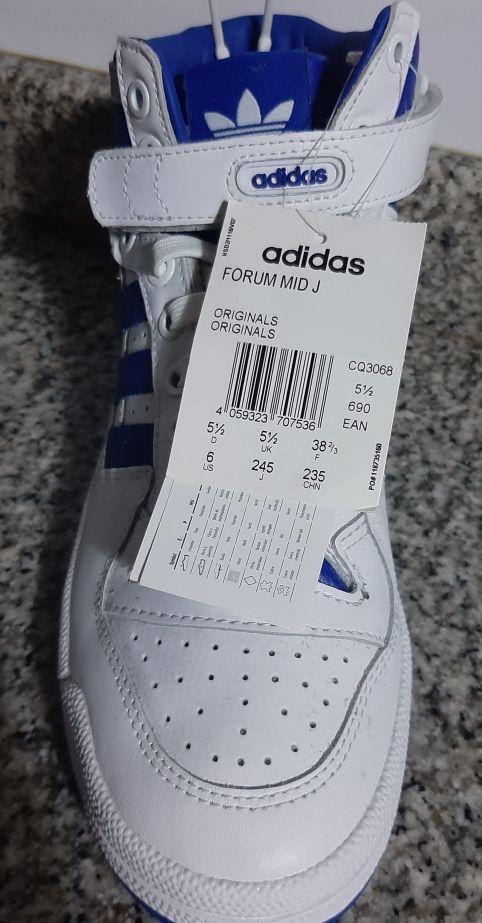 Lavandería a monedas tirano falda Zapatillas adidas sin estrenar con etiqueta de segunda mano por 60 € en Cee en WALLAPOP Lavandería a monedas tirano falda Zapatillas adidas sin estrenar con etiqueta de segunda mano por 60 € en Cee en WALLAPOP