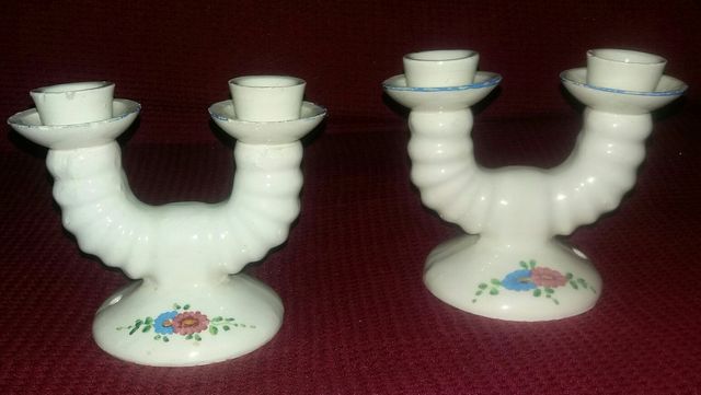 2 Candelabros antiguos cerámica