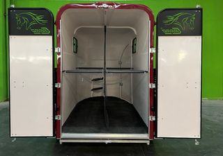 Nuevo Remolque Equs Van Dúo Granate