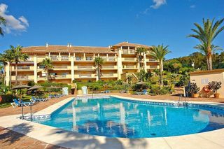 Apartamento en venta en Río Real en Marbella