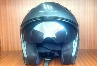 Casco De Moto de segunda mano por 45 € en Vitoria Gasteiz en Casco De Moto de segunda mano por 45 € en Vitoria Gasteiz en