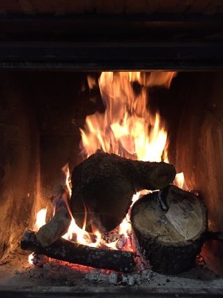 Chimenea de leña de segunda mano en WALLAPOP