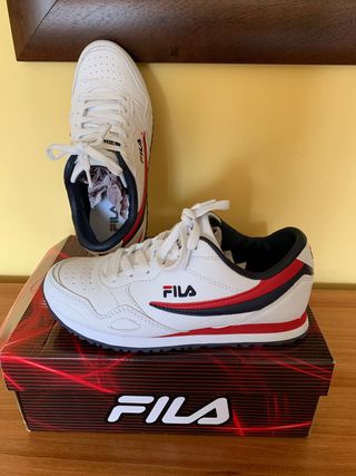 fila realm runner
