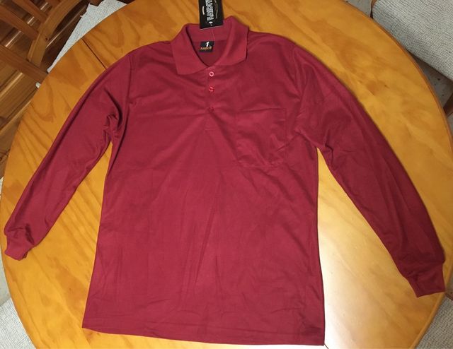 Polo manga larga color granate. NUEVO.