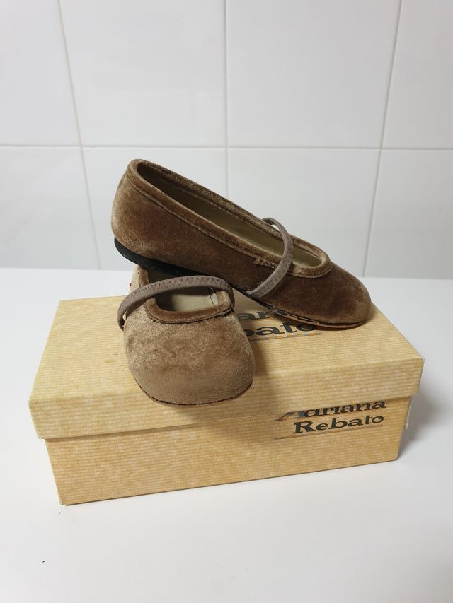 Zapatos niña terciopelo talla 26