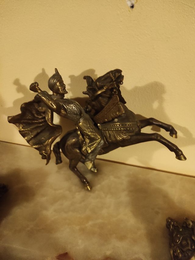 Tintero de mármol y bronce