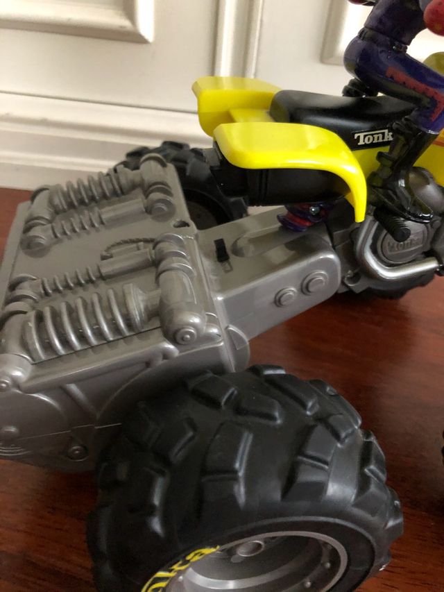 Quad juguete teledirigida