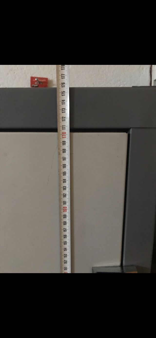 Armario para herramienta