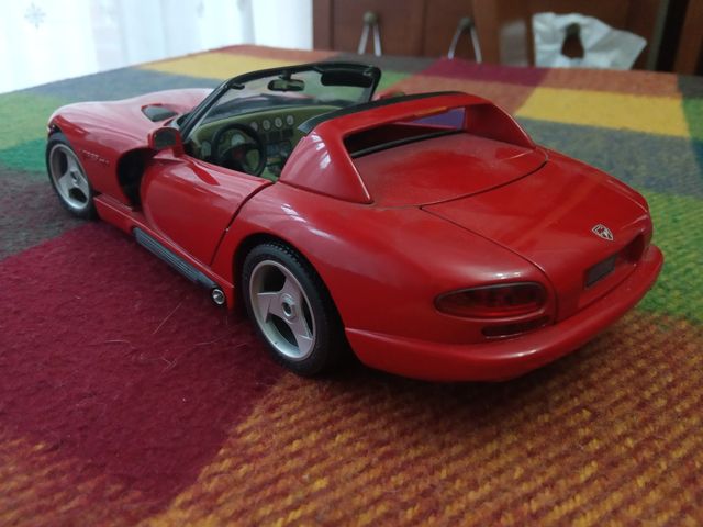 DODGE VIPER RT