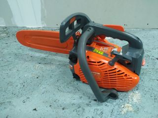 Motosierra de poda Anova MG 2500 de segunda mano por 158 EUR en Paderne en  WALLAPOP