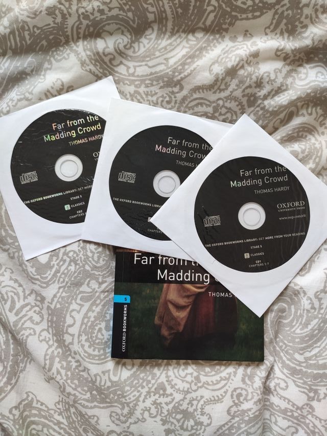 Far from the madding crowd. + 3CDS