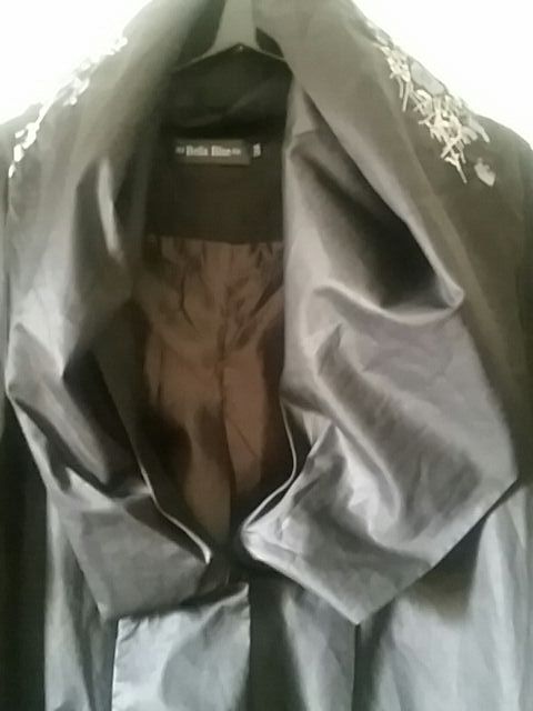 CHAQUETÒN  NEGRO FINO T/M  *BELLA BLUE*