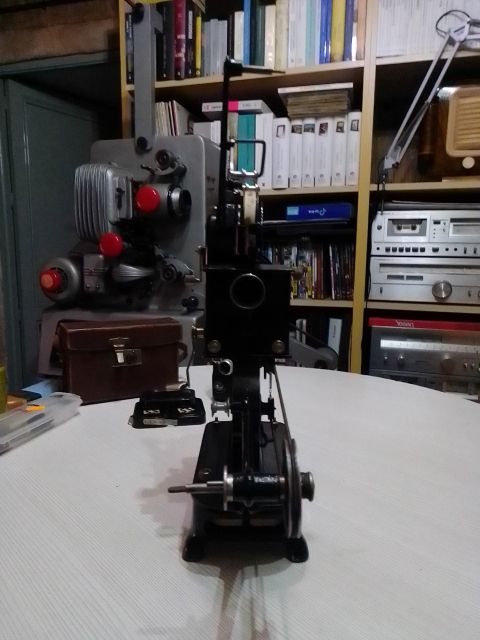 Proyector Pathe Baby, 9,5mm