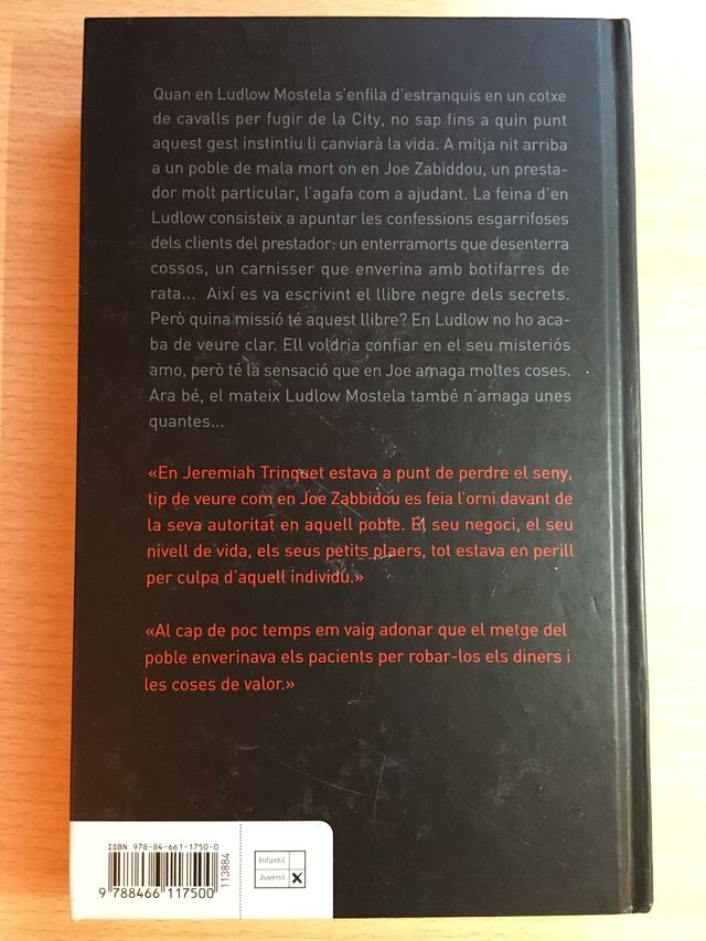 Libro. El llibre negre dels secrets.