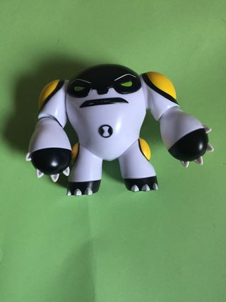 los muñecos de ben 10