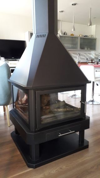 Chimenea de leña de segunda mano en WALLAPOP