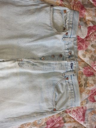 Pantalon LEVI STRAUSS \u0026amp; CO. de segunda mano por 20 EUR en Leganés en  WALLAPOP