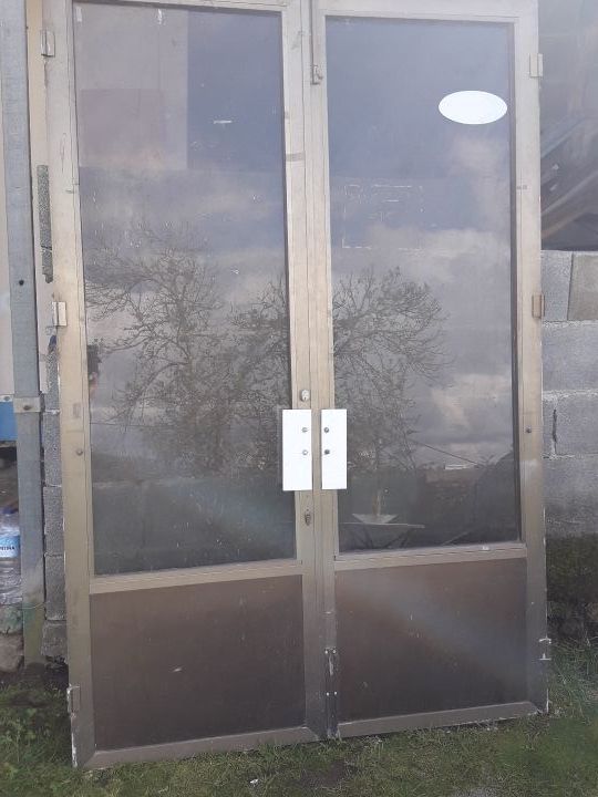 Puertas doble aluminio