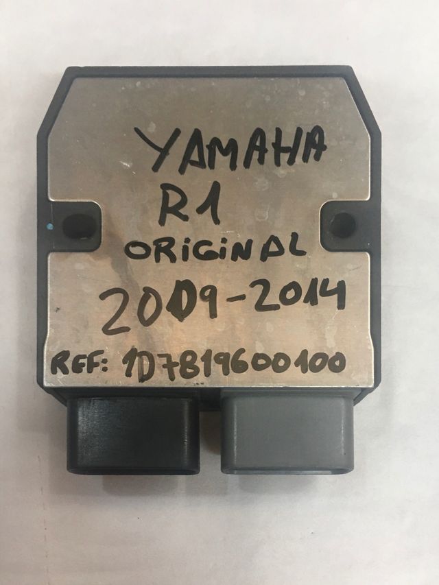 Regulador de corriente YAMAHA R1