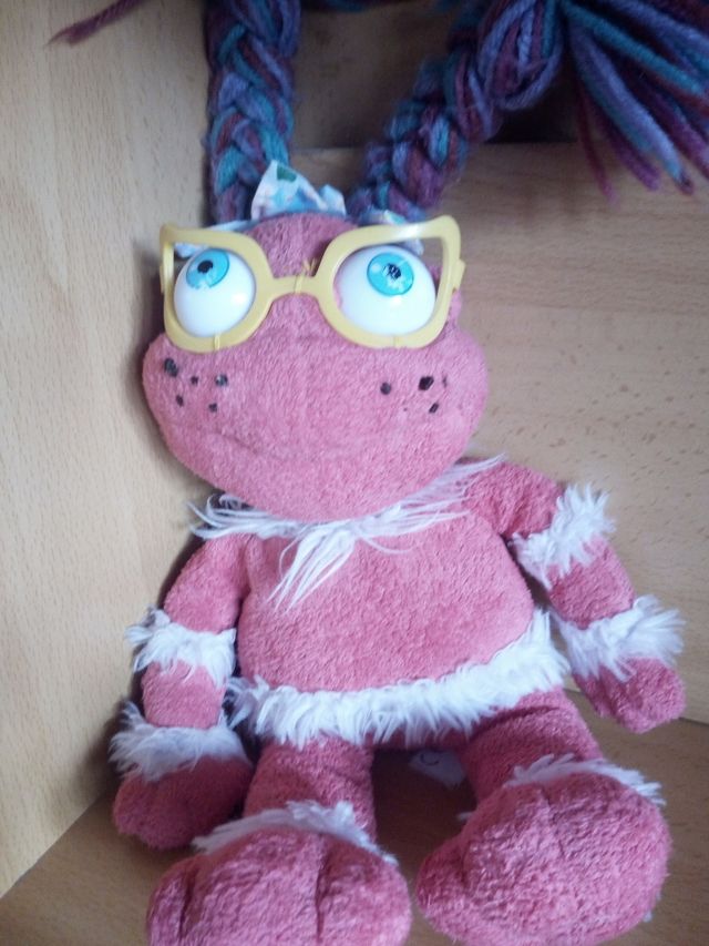 Peluche Lupita de los Lunnis