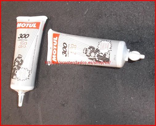 Tubo aceite Motul para Vespa de época