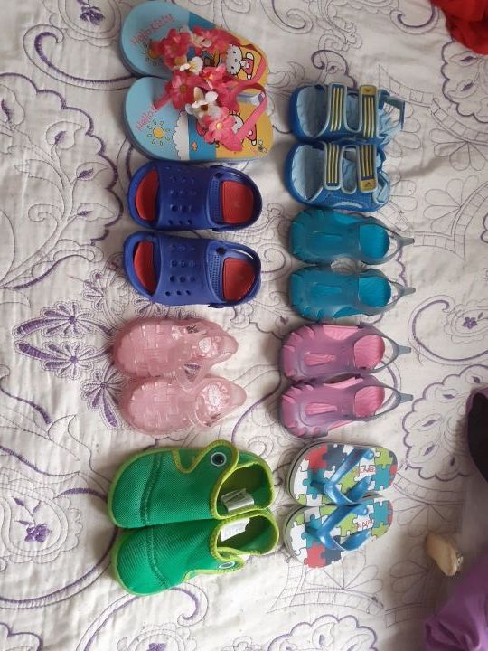 sandalias de piscinas