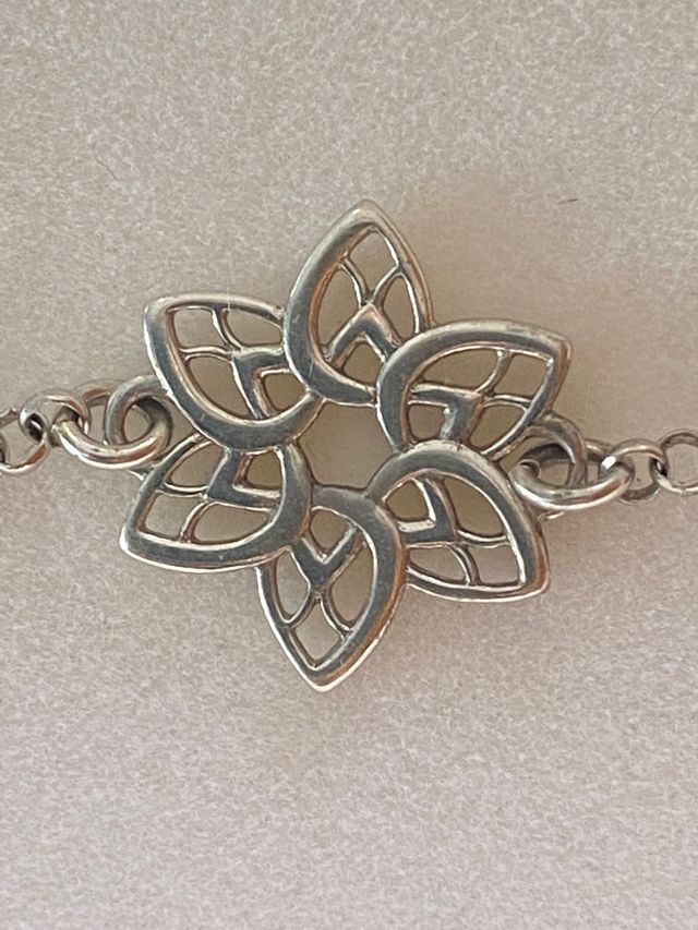 Pulsera plata flor